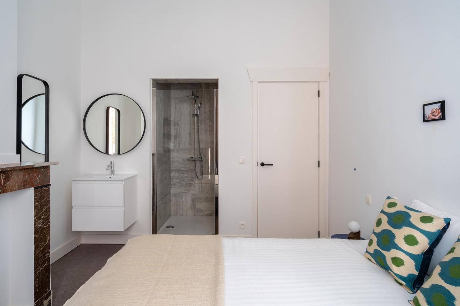 Smartflats - Oudaan Antwerp Apartment ภายนอก รูปภาพ